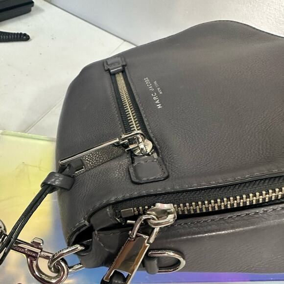 ★‎ EUC Marc Jacobs Recruit Nomad Saddle Gray Crossbody Bag - Picture 8 of 13